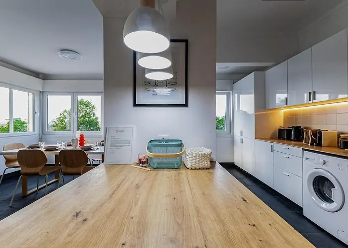 Ambassador's Retreat Apartament *